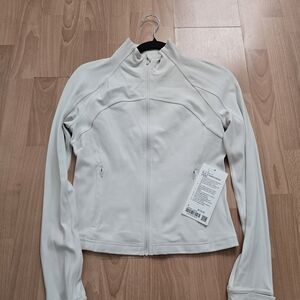 Women’s Lightweight Full-Zip Jacket in Off-White